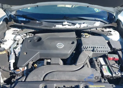 2014 Nissan Altima 2.5 S z USA, uszkodzony, nr VIN 1N4AL3AP2EN334734